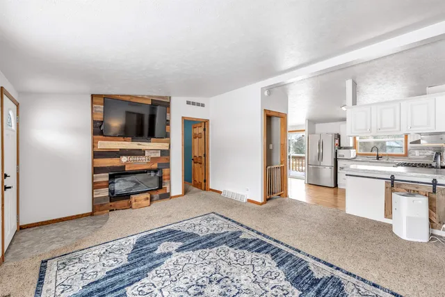 $329,900 | 3700 Flintville Road, Green Bay, WI 54313