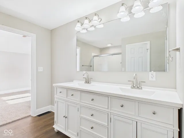 $174,900 | 523 North 16th Street, Elwood, IN 46036