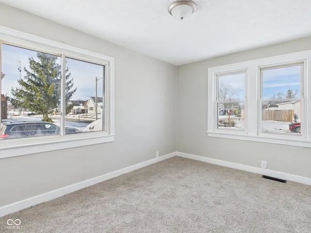 $174,900 | 523 North 16th Street, Elwood, IN 46036