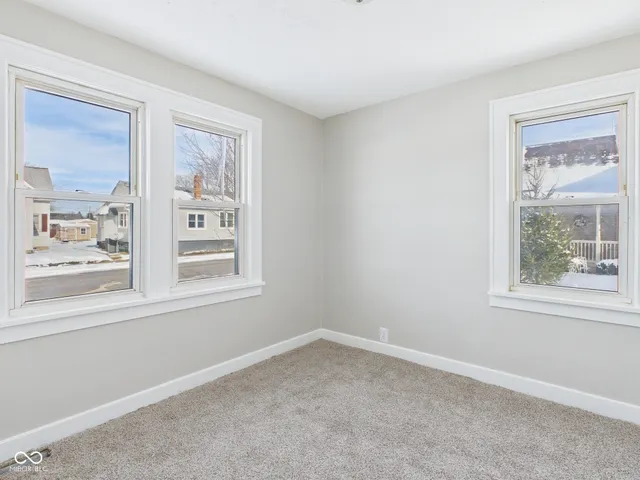 $174,900 | 523 North 16th Street, Elwood, IN 46036