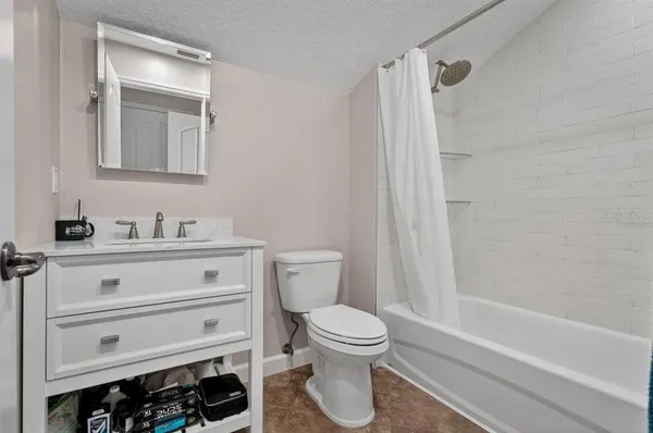 $949,000 | 14 Village Drive, Ormond Beach, FL 32174