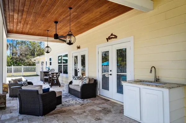 $949,000 | 14 Village Drive, Ormond Beach, FL 32174