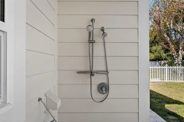 $949,000 | 14 Village Drive, Ormond Beach, FL 32174