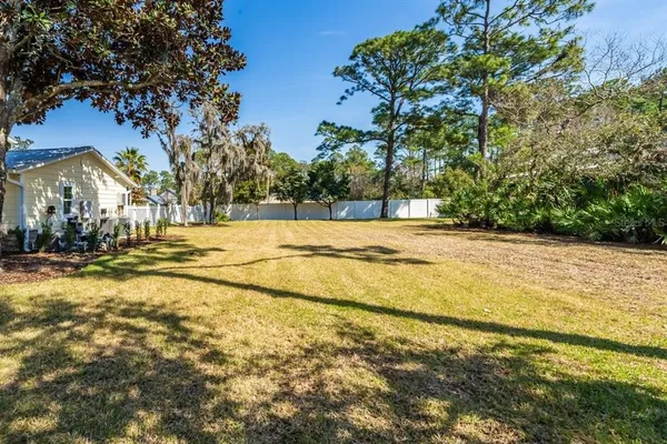 $949,000 | 14 Village Drive, Ormond Beach, FL 32174