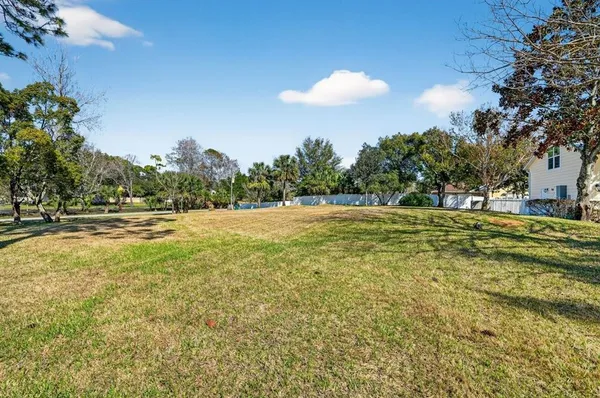 $949,000 | 14 Village Drive, Ormond Beach, FL 32174