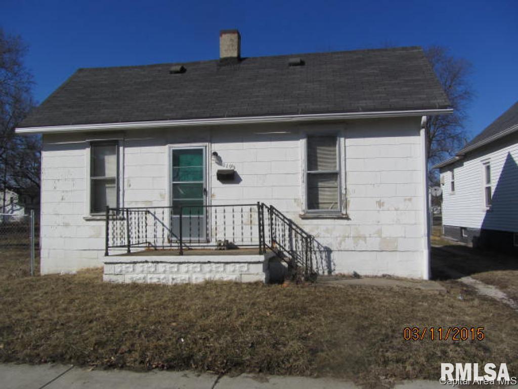 2105 East Brown Street Springfield, IL 62703 - Photo 3 of 6 Gallery Image 3