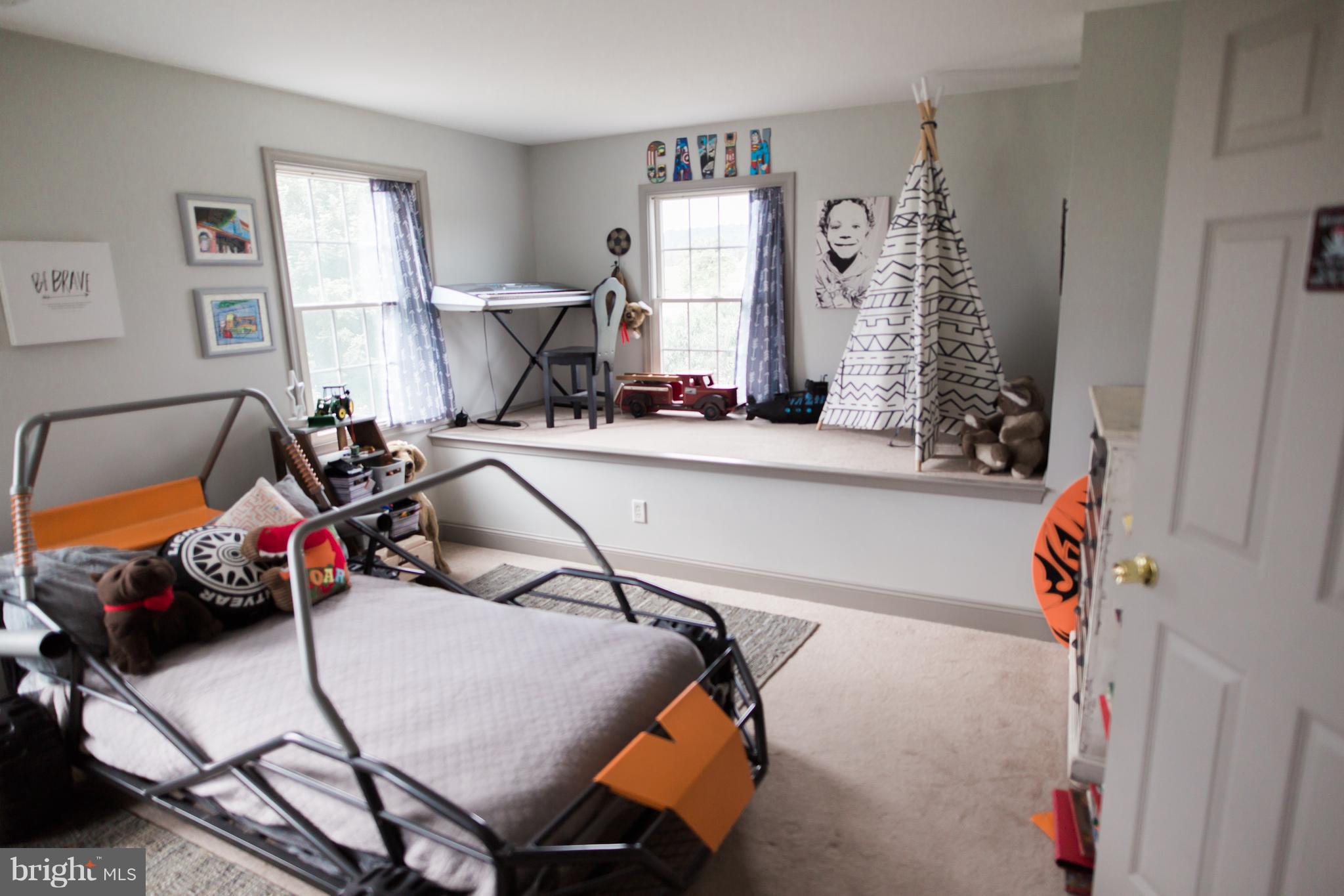 4256 Apple Pie Ridge Road Winchester, VA 22603 - Photo 20 of 29 Bedroom