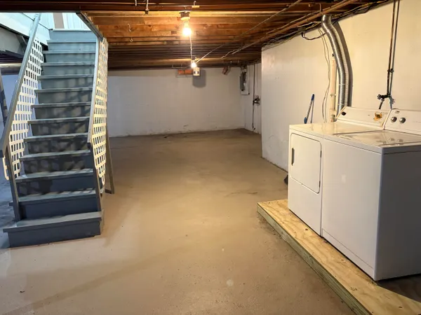 $329,900 | 8 St John Street, Winslow, ME 04901