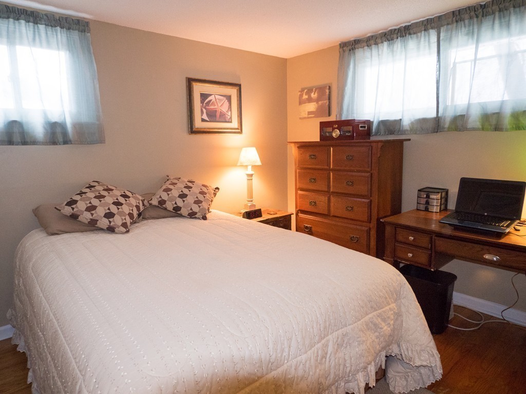 17 Shirley Road Springfield, MA 01109 - Photo 13 of 21
