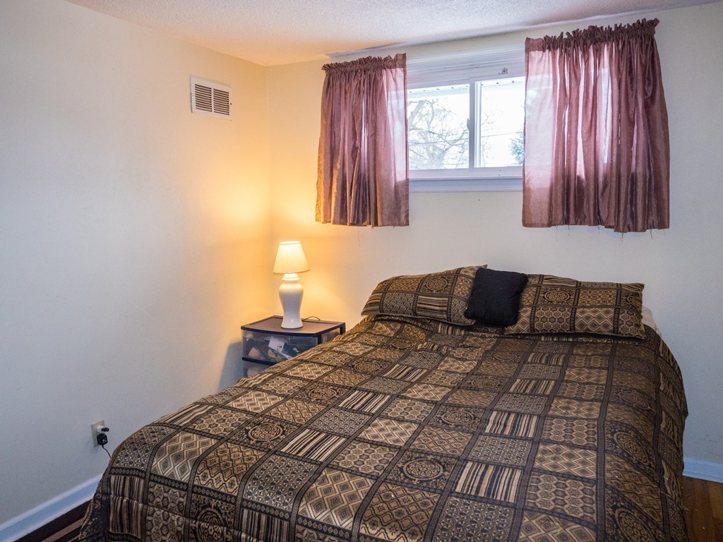 17 Shirley Road Springfield, MA 01109 - Photo 14 of 21