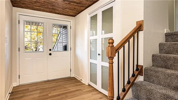 $443,900 | 9841 Melrose Street, Overland Park, KS 66214