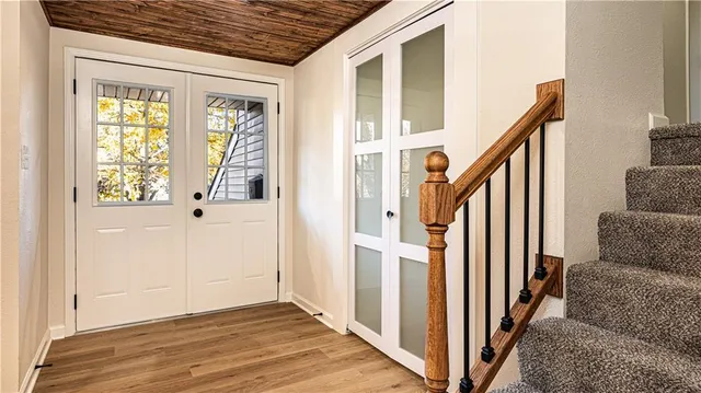 $452,000 | 9841 Melrose Street, Overland Park, KS 66214