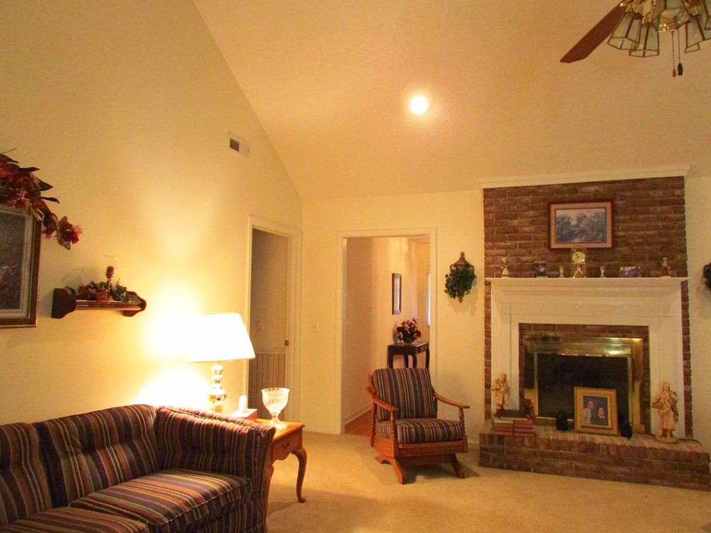 4570 Pinewood Road Sumter, SC 29154 - Photo 9 of 24 Gallery Image 9