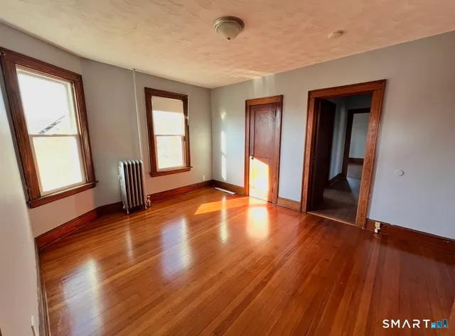 $1,600 | 75 Ridgewood Street, Unit 2, New Britain, CT 06053