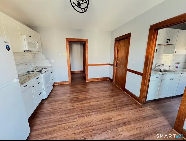 $1,600 | 75 Ridgewood Street, Unit 2, New Britain, CT 06053