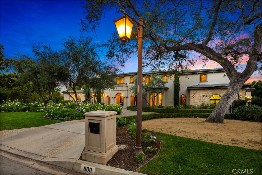 800 Hampton Road Arcadia, CA 91006 - Photo 2 of 75 Gallery Image 2