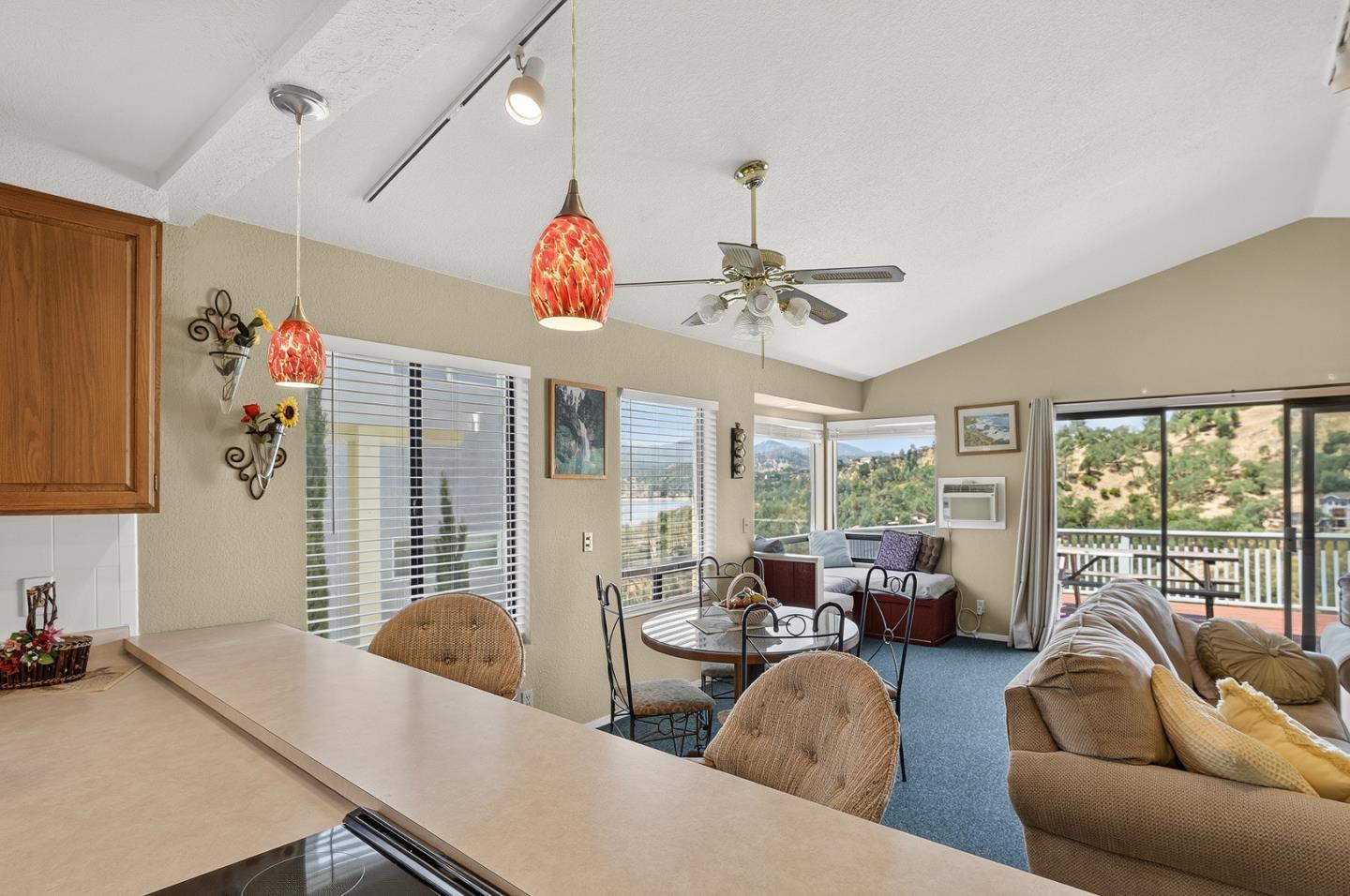 2537 Shoreline Road Bradley, CA 93426 - Photo 9 of 49