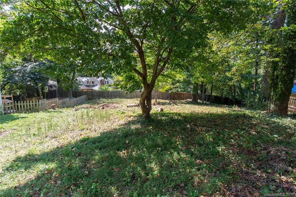 39 Winthrop Road, Unit 1 Asheville, NC 28806 - Photo 3 of 9 Gallery Image 3