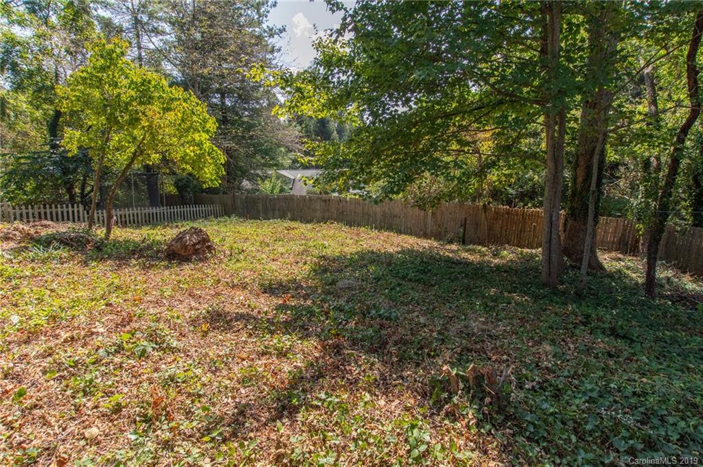 39 Winthrop Road, Unit 1 Asheville, NC 28806 - Photo 7 of 9 Gallery Image 7