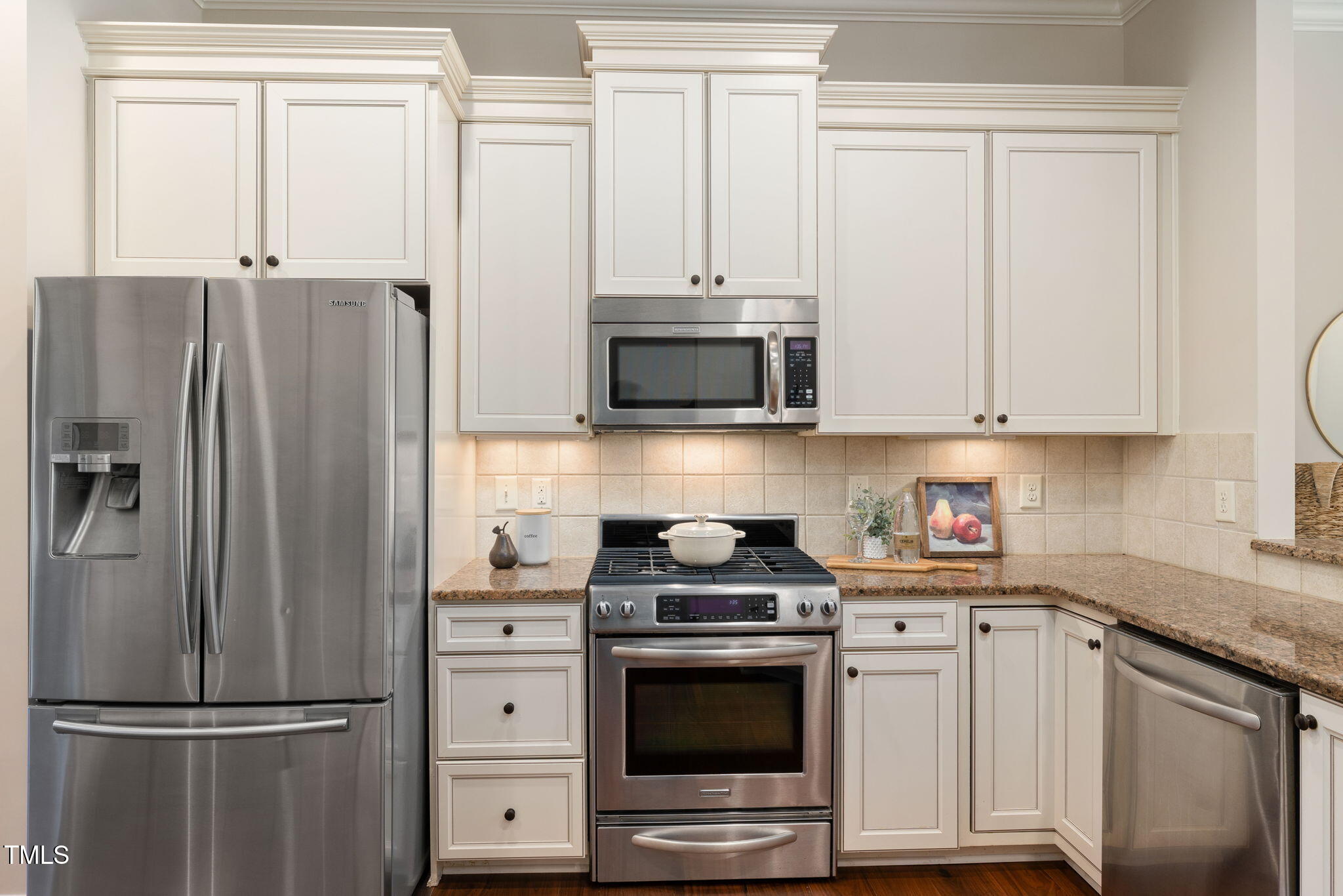 915 Chapanoke Road Raleigh, NC 27603 - Photo 9 of 42 16-web-or-mls-DX3A3215