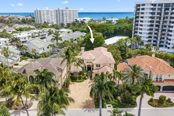 $4,950,000 | 1019 Grand Court, Highland Beach, FL 33487