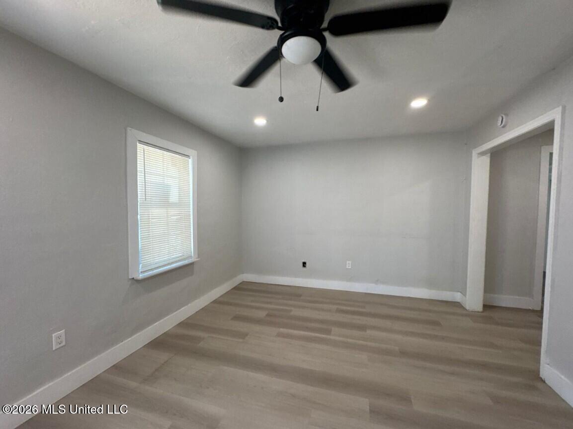 467 Boling Street Jackson, MS 39209 - Photo 5 of 13 Living room