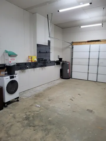 a view of a storage & utility room