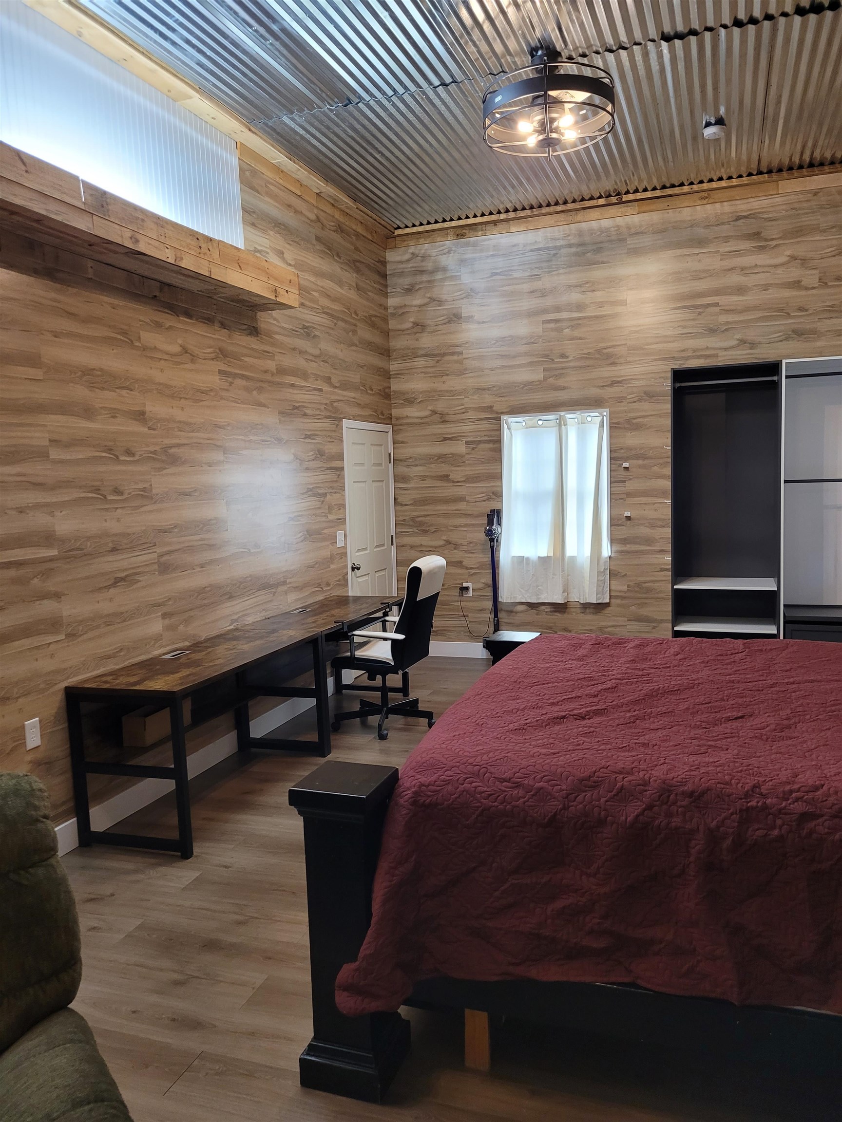 4186 Marvin Chapel Road Brownsville, TN 38012 - Photo 5 of 37 a bedroom with furniture and a window