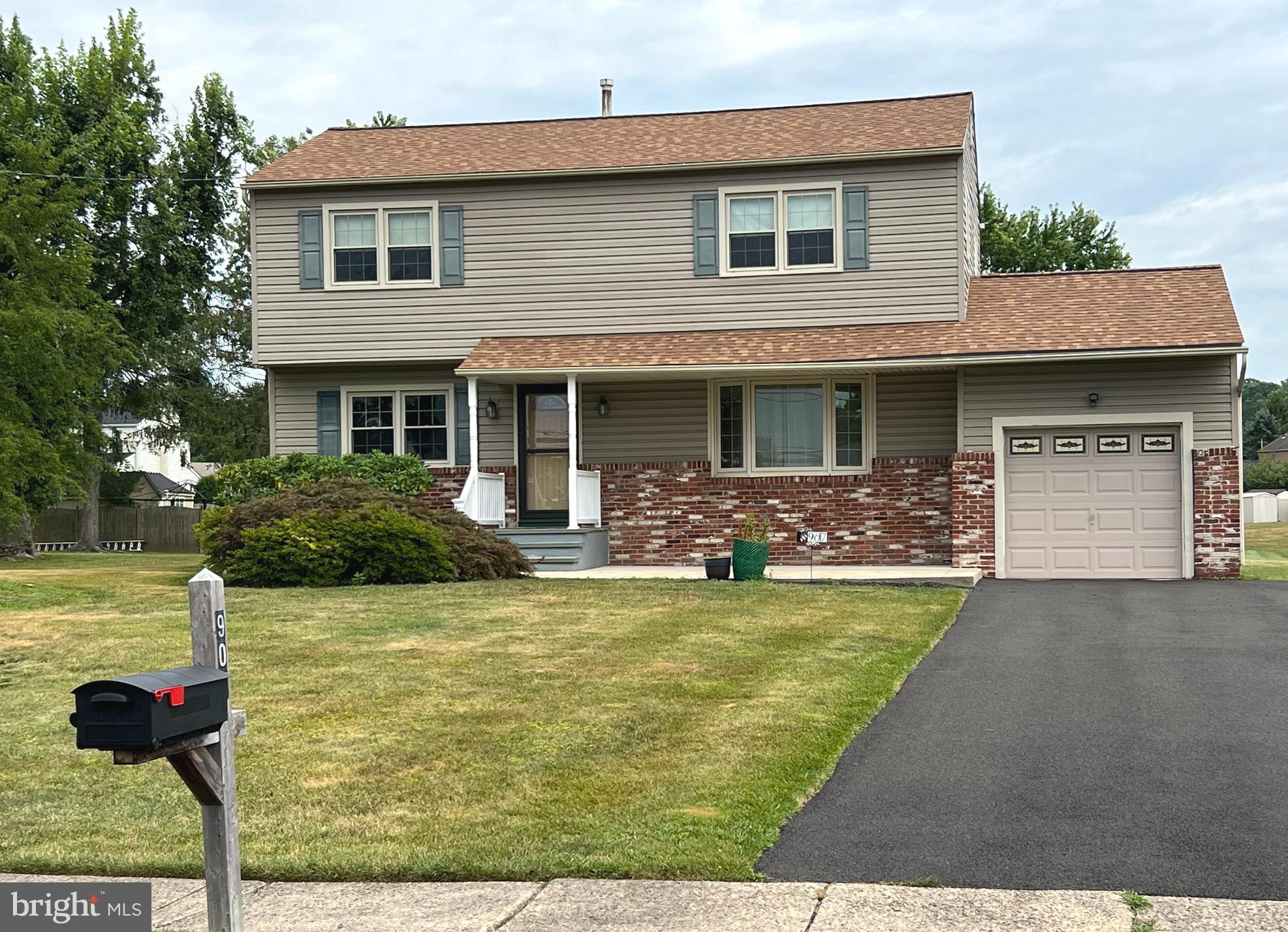 907 Rutledge Avenue Horsham, PA 19044 - Photo 1 of 10 Front View