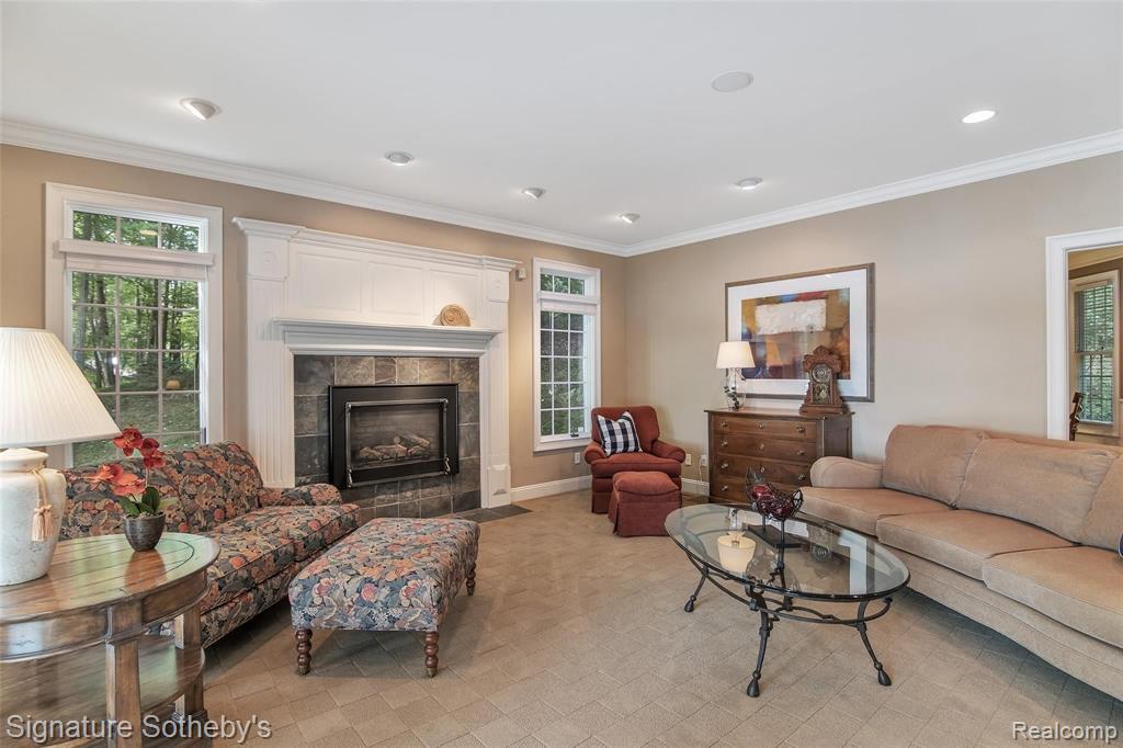 8810 Tipsico Lake Road Holly, MI 48442 - Photo 20 of 66