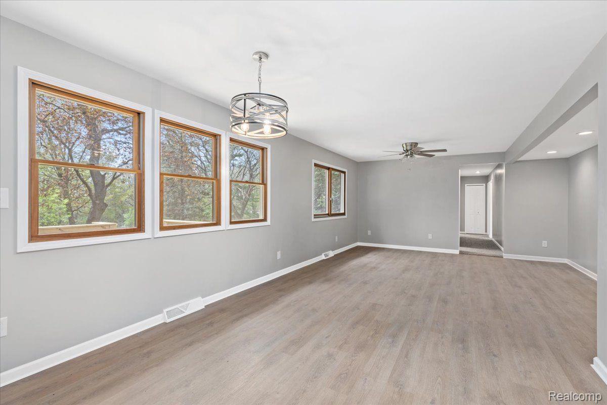 7771 South Eston Road Clarkston, MI 48348 - Photo 6 of 33 Gallery Image 6