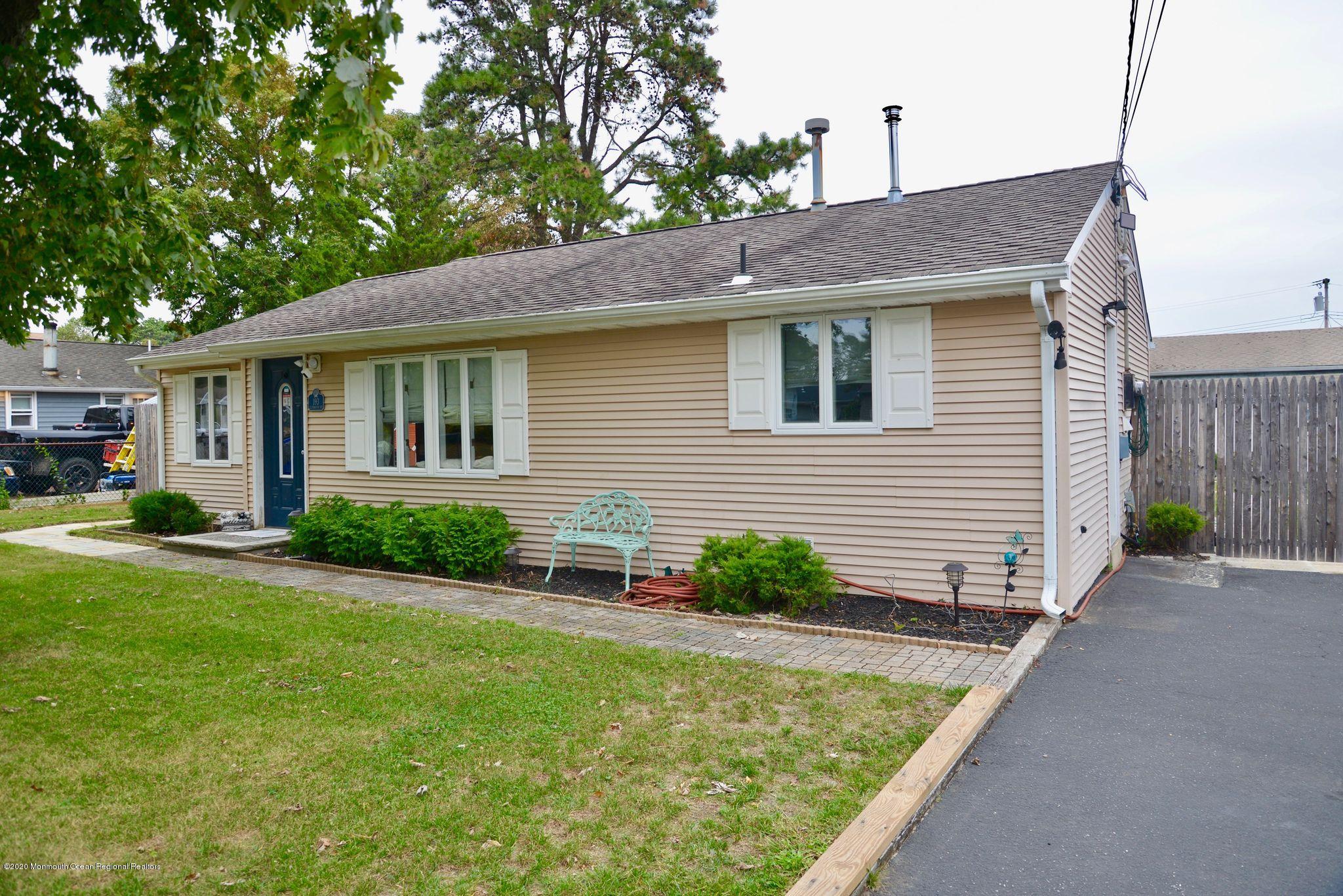 193 Club House Road Brick, NJ 08723 - Photo 4 of 23 193 Clubhouse 26