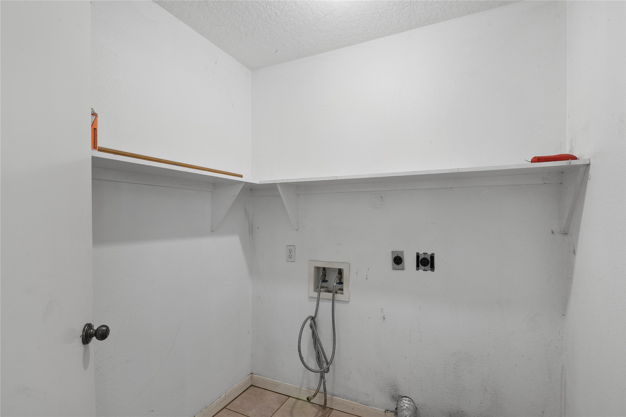 18914 Hamish Road Tomball, TX 77377 - Photo 31 of 39 a bathroom with a shower