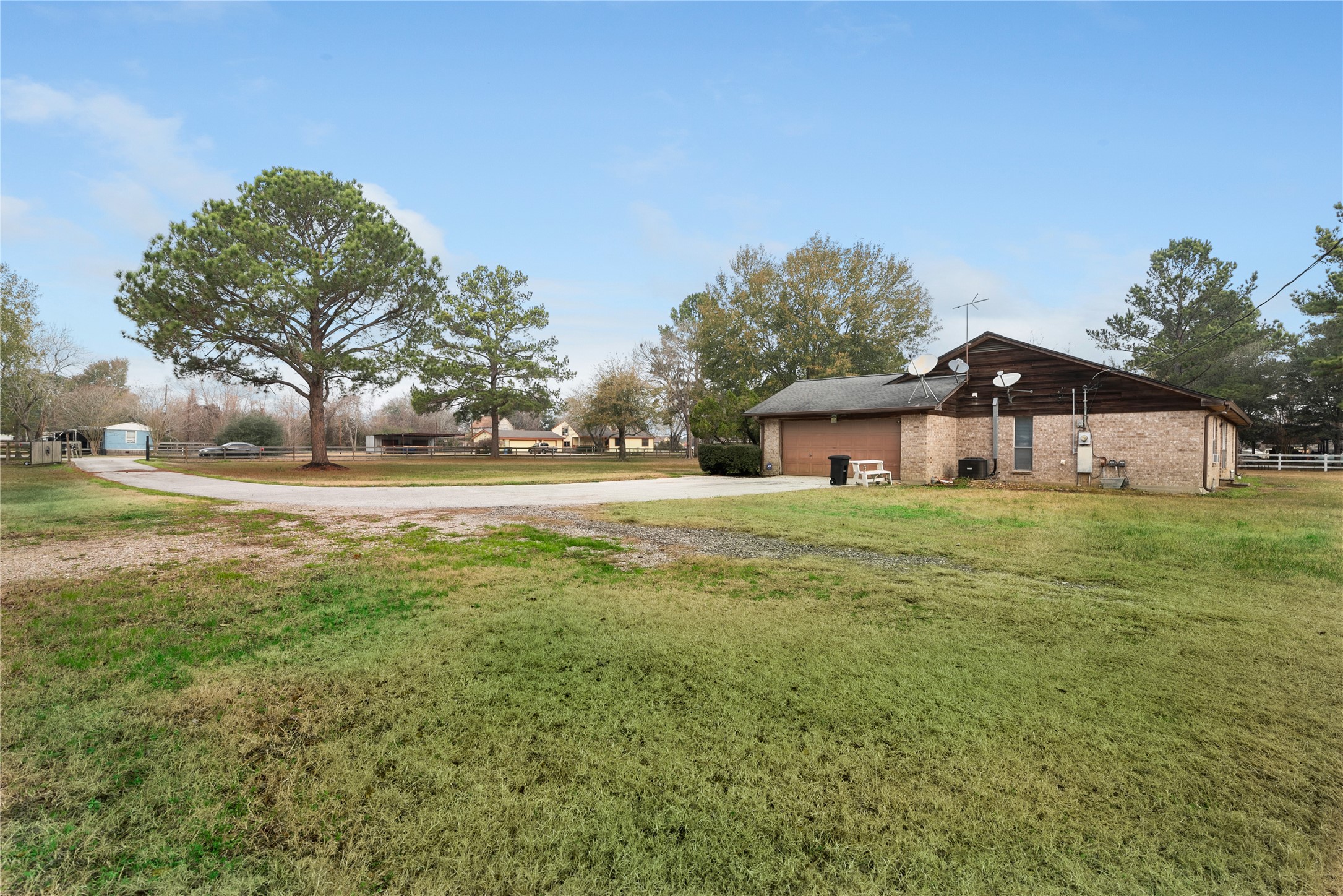 18914 Hamish Road Tomball, TX 77377 - Photo 37 of 39 a front view of house with yard and green space
