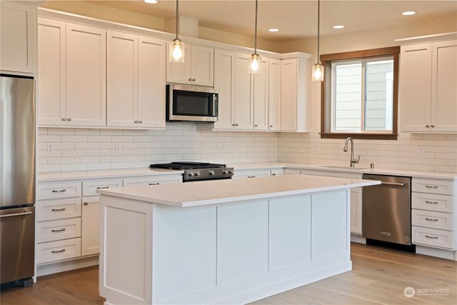 $720,000 | 5036 Eagle Ridge Drive, Freeland, WA 98249