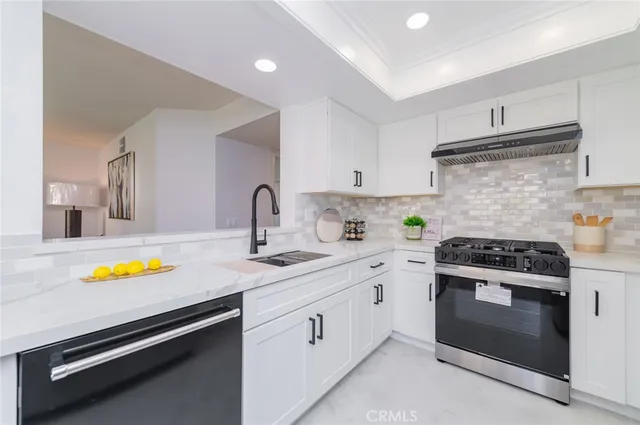 $999,999 | 1435 Highpoint Street, Upland, CA 91784