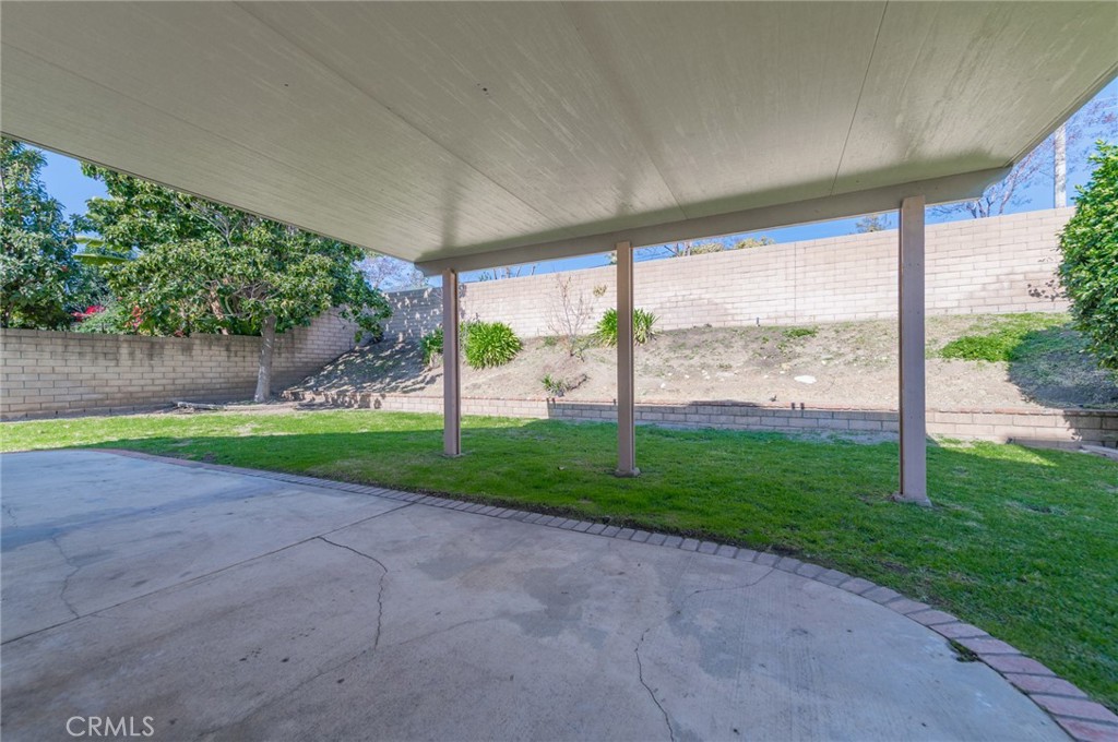 1435 Highpoint Street Upland, CA 91784 - Photo 31 of 34