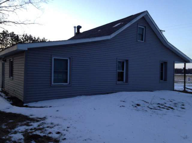 20458432-2.JPG