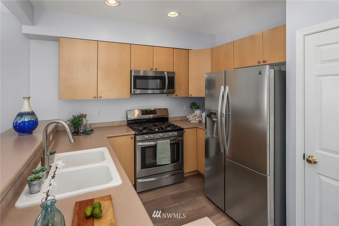 5005 Davis Avenue South, Unit A Renton, WA 98055 - Photo 11 of 22 Gallery Image 11