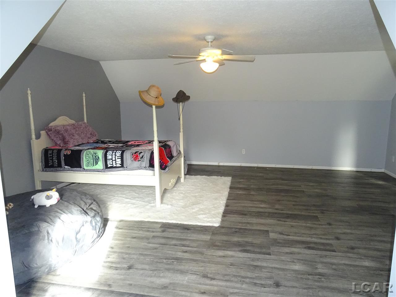 17210 Cole Road Addison, MI 49220 - Photo 23 of 27 50025801-22.JPG