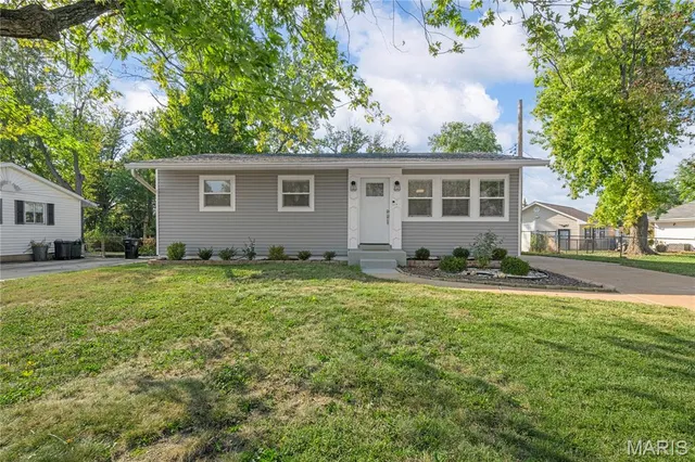 $275,000 | 11345 Revere Lane, St. Louis, MO 63128