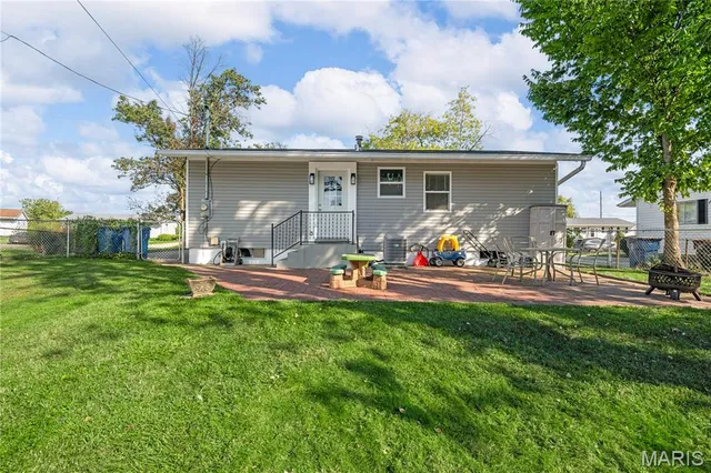 $275,000 | 11345 Revere Lane, St. Louis, MO 63128