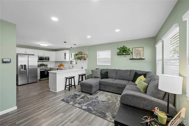 $275,000 | 11345 Revere Lane, St. Louis, MO 63128