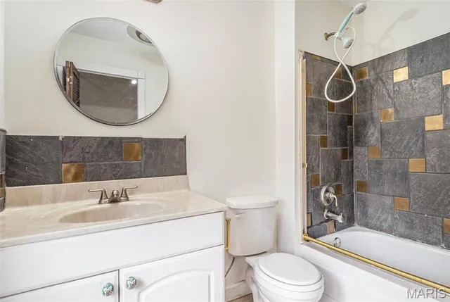 $219,000 | 125 East Frisco Avenue, Webster Groves, MO 63119