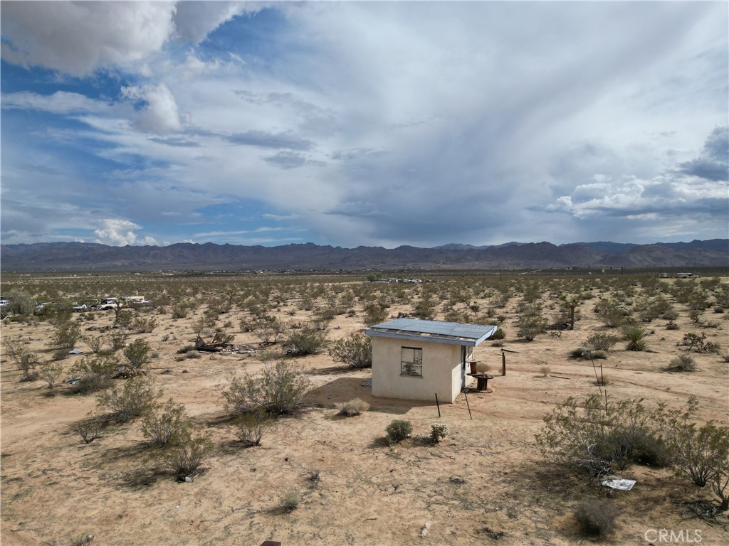 62823 Appian Way Joshua Tree, CA 92252 - Photo 5 of 25 a view of a city with an ocean