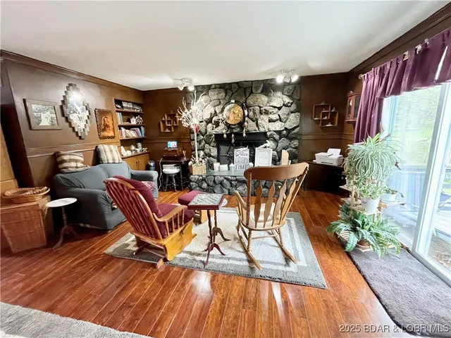 $440,000 | 31945 Idle Wild Road, Gravois Mills, MO 65037