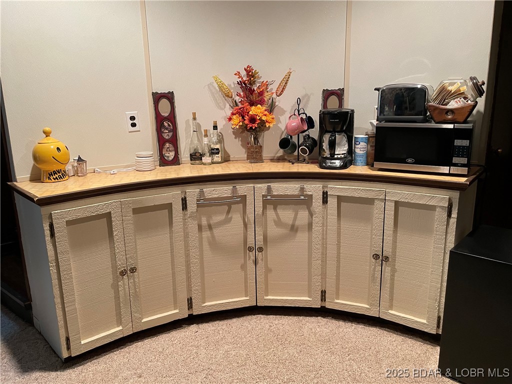 31945 Idle Wild Road Gravois Mills, MO 65037 - Photo 27 of 57 Bar or coffee counter