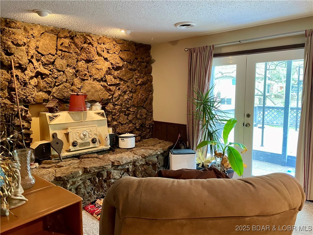 31945 Idle Wild Road Gravois Mills, MO 65037 - Photo 31 of 57 Family Room with Walk out