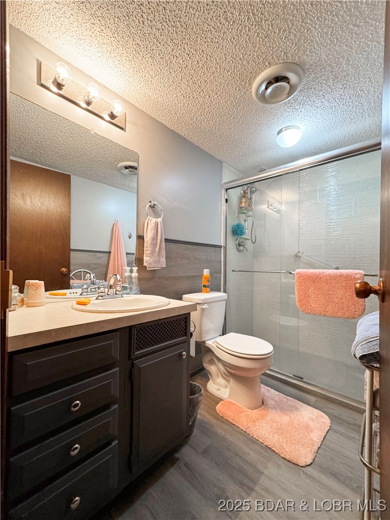 31945 Idle Wild Road Gravois Mills, MO 65037 - Photo 34 of 57 LL Full Bathroom