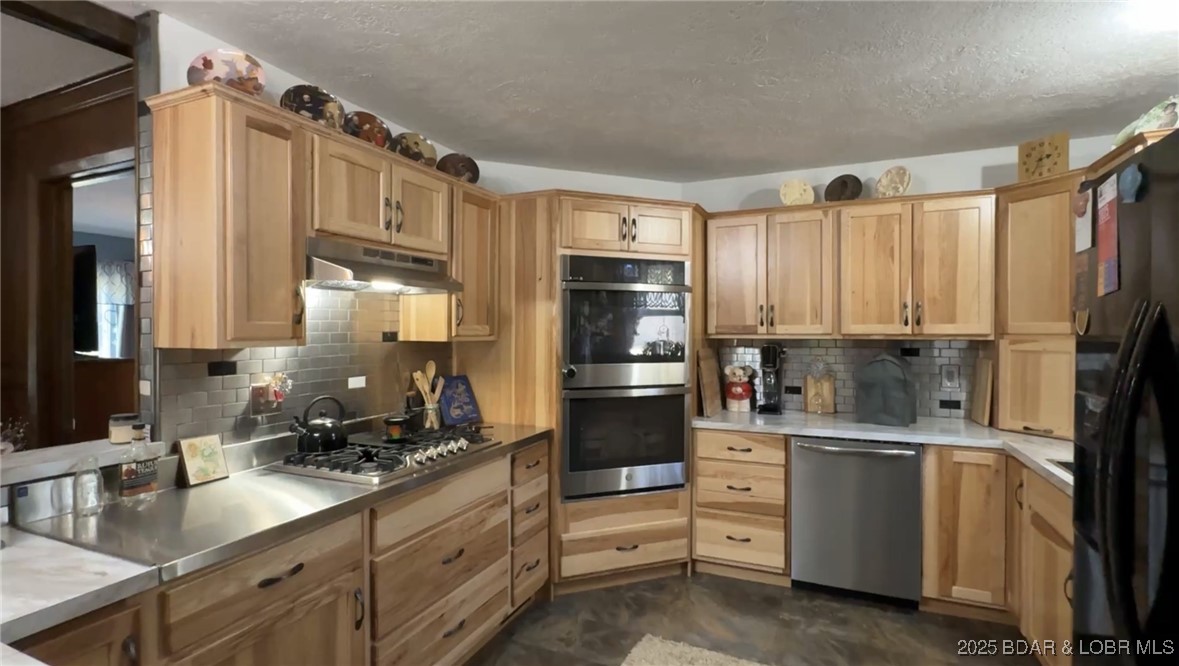 31945 Idle Wild Road Gravois Mills, MO 65037 - Photo 6 of 57 Beautiful Cabinetry